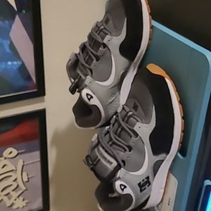 DC Shoes Kalis Lite shoes size 9.5 (brand new. Never worn)
